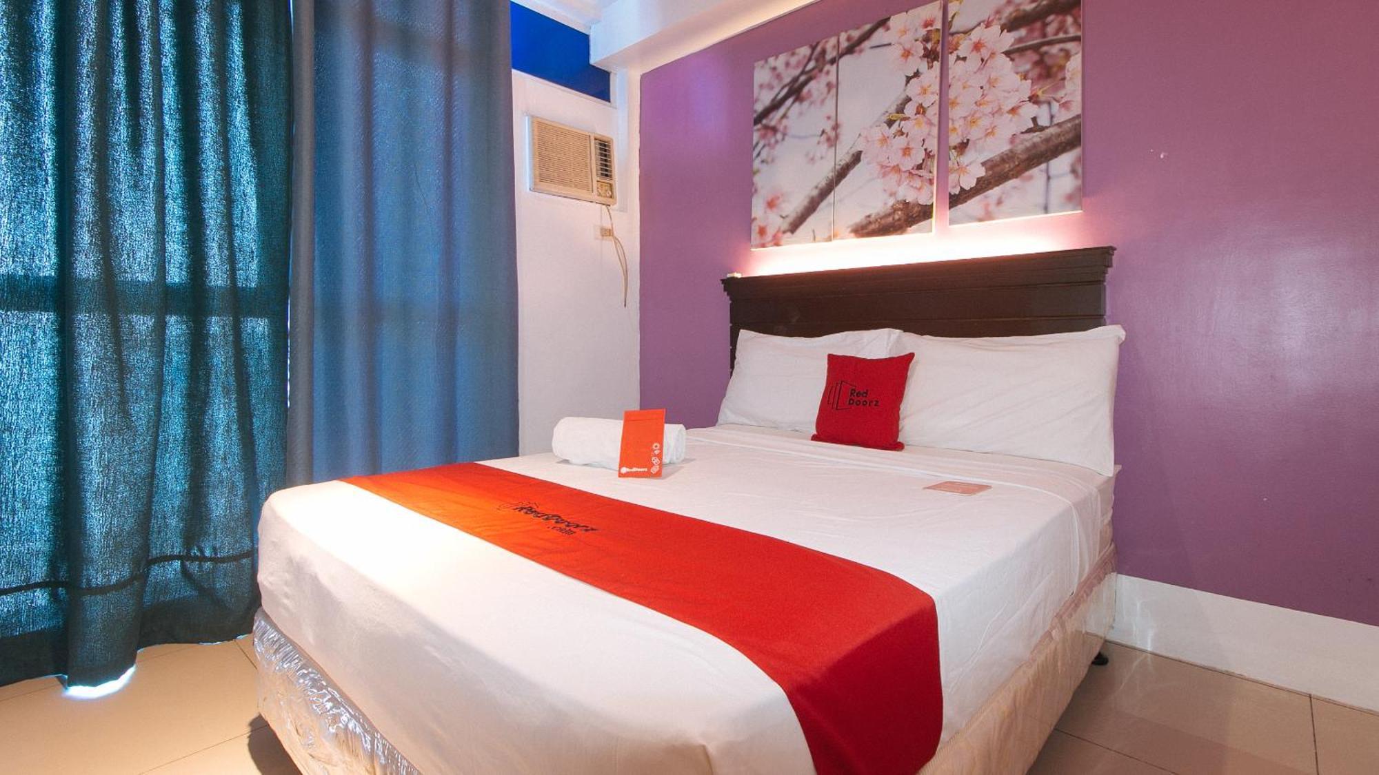 Reddoorz @ Melbourne Suites Makati Μακάτι Εξωτερικό φωτογραφία