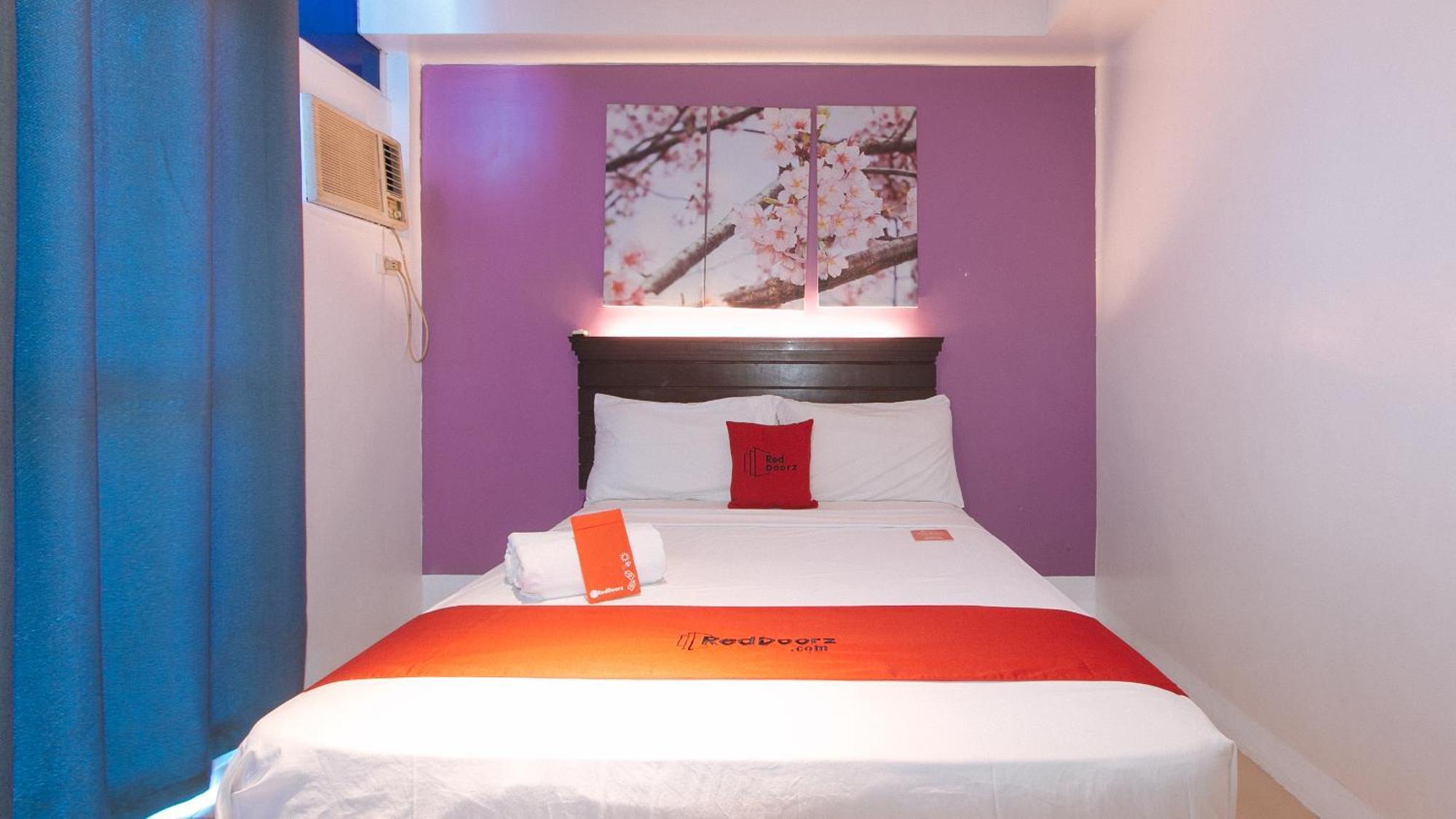 Reddoorz @ Melbourne Suites Makati Μακάτι Εξωτερικό φωτογραφία